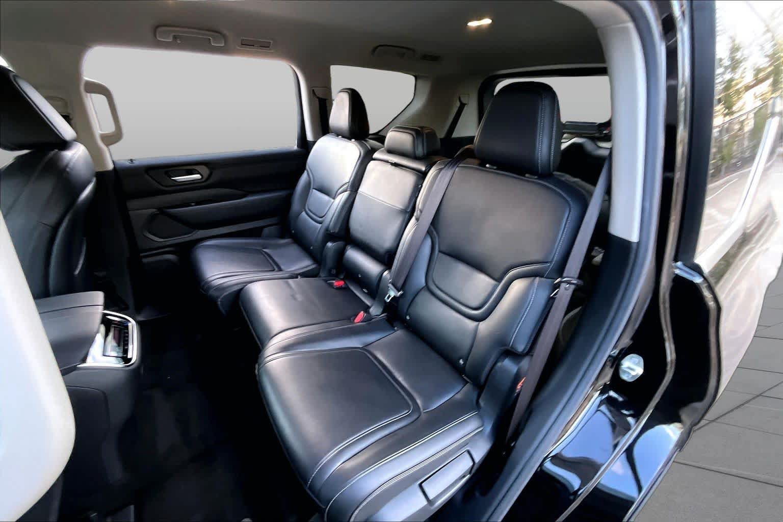 Certified 2025 Nissan Armada SV AWD/4WD image 20