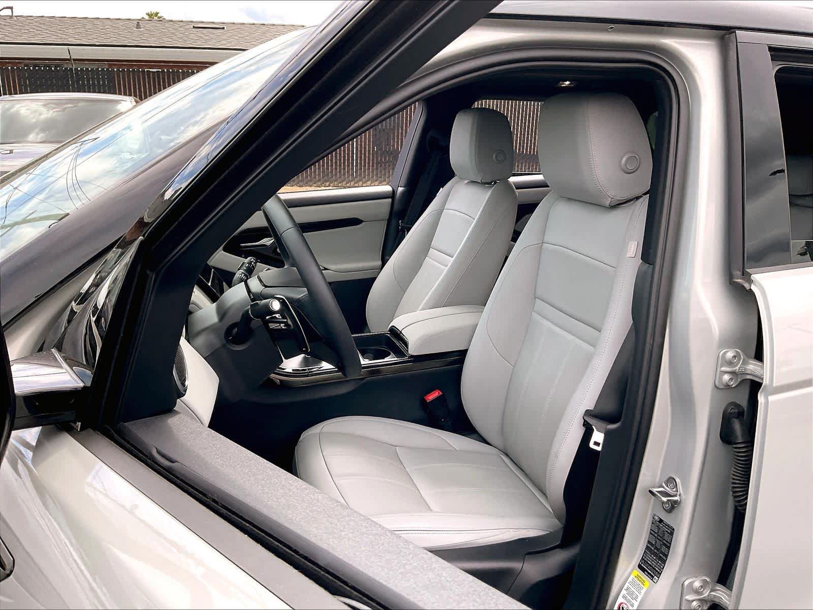 Used 2026 Land Rover Range Rover Evoque S AWD/4WD image 28
