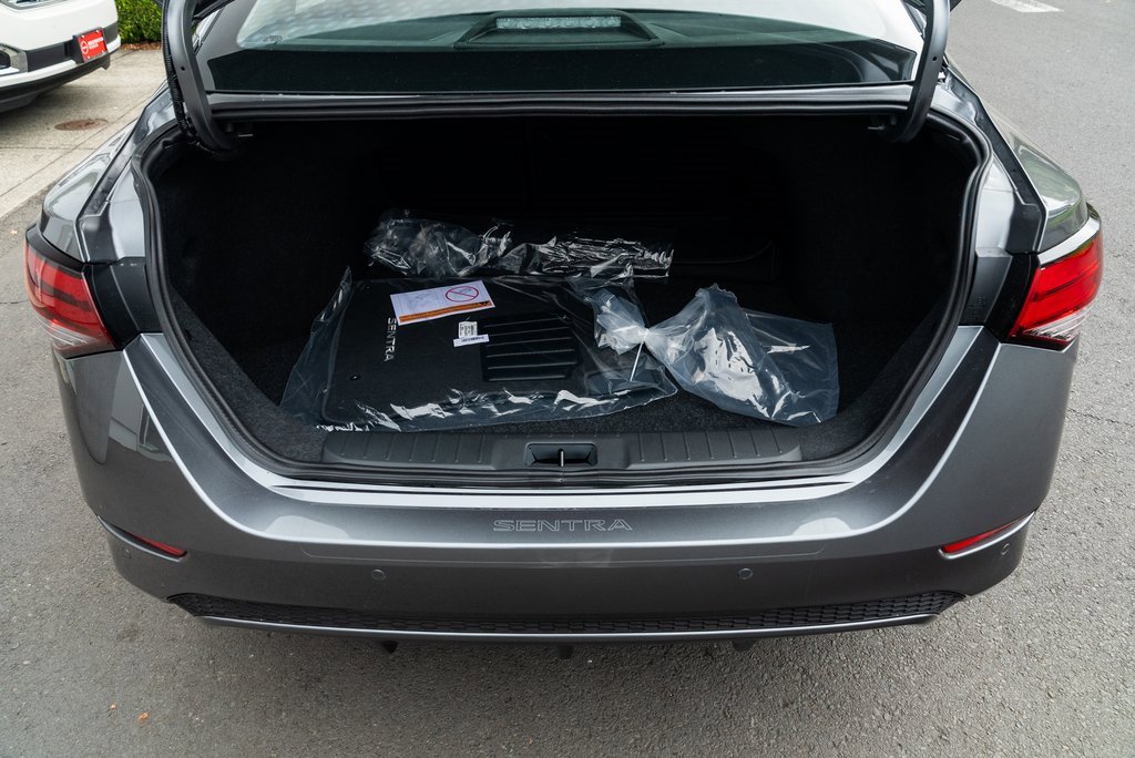 New 2025 Nissan Sentra SV image 7