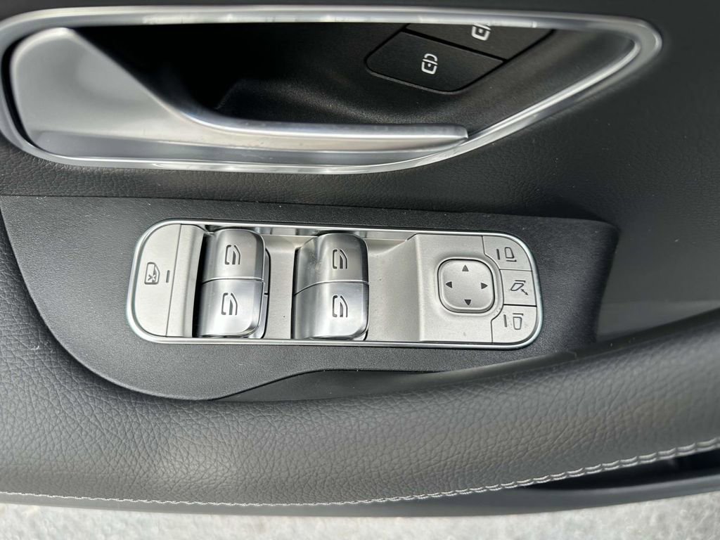 New 2025 Mercedes-Benz GLE 450 4MATIC image 12