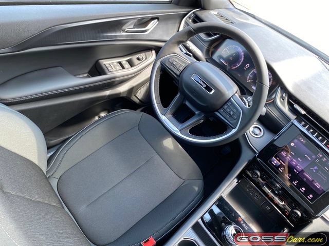 New 2026 Jeep Grand Cherokee Laredo X AWD/4WD image 21
