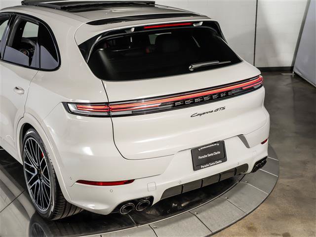New 2026 Porsche Cayenne GTS AWD/4WD image 33