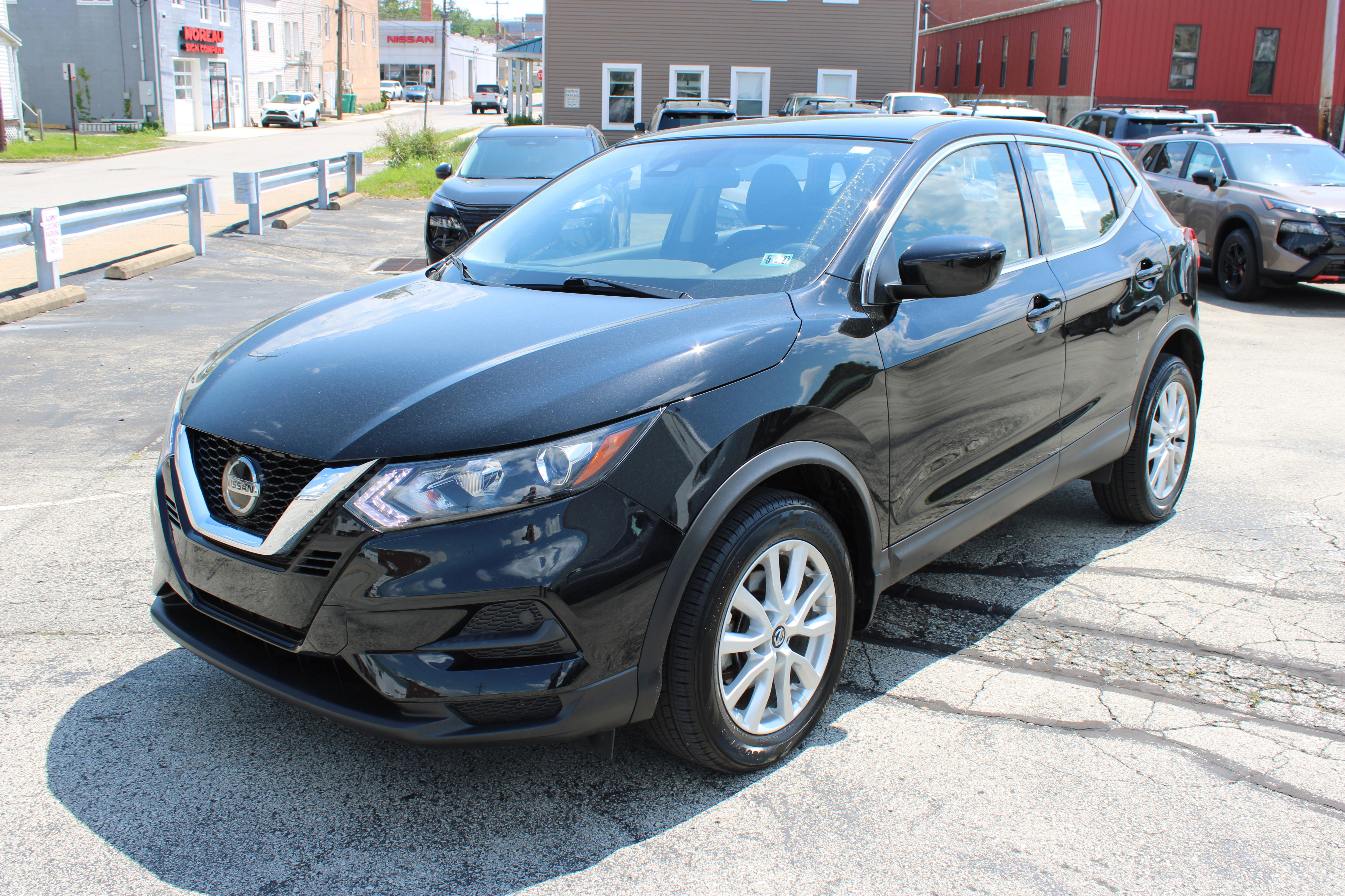Certified 2021 Nissan Rogue Sport S