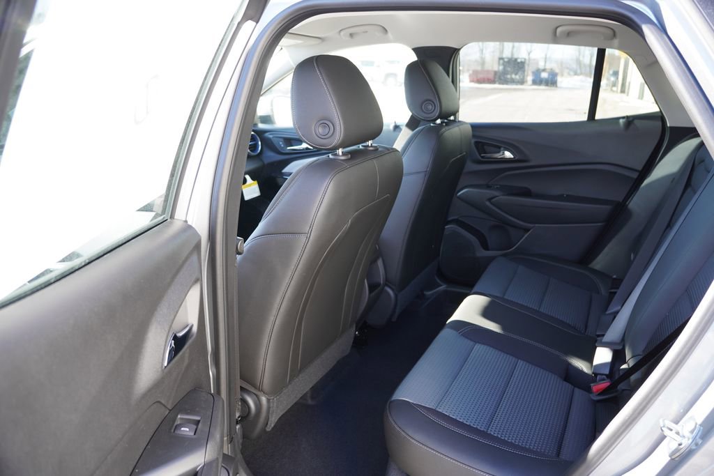 New 2026 Chevrolet Trax LT w/ Driver Confidence Package image 11