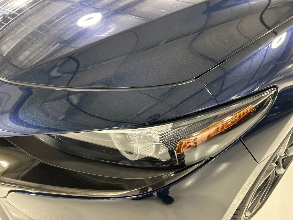 Used 2019 MAZDA MAZDA3 Hatchback w/ Premium Package image 7