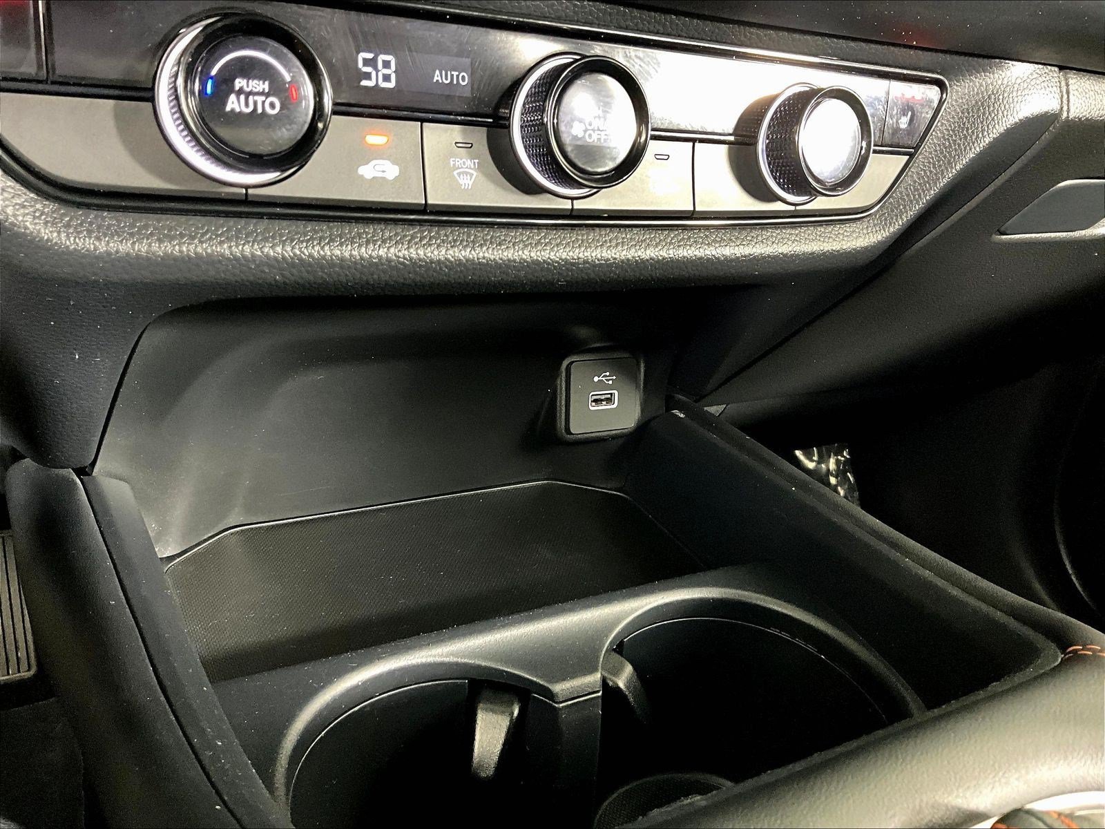 Used 2024 Honda HR-V Sport image 16