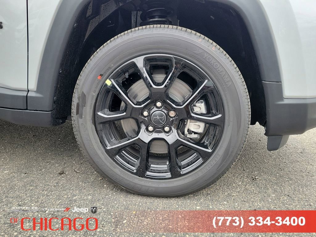 New 2026 Jeep Compass Latitude image 5