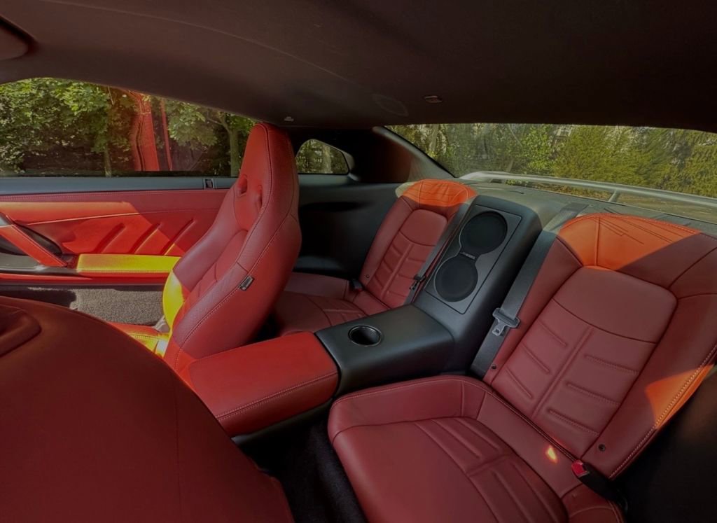 Used 2017 Nissan GT-R Premium w/ Premium Interior Package image 25