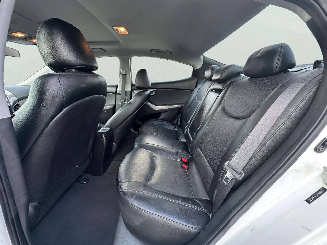 Used 2013 Hyundai Elantra Limited w/ Technology Pkg FWD image 15