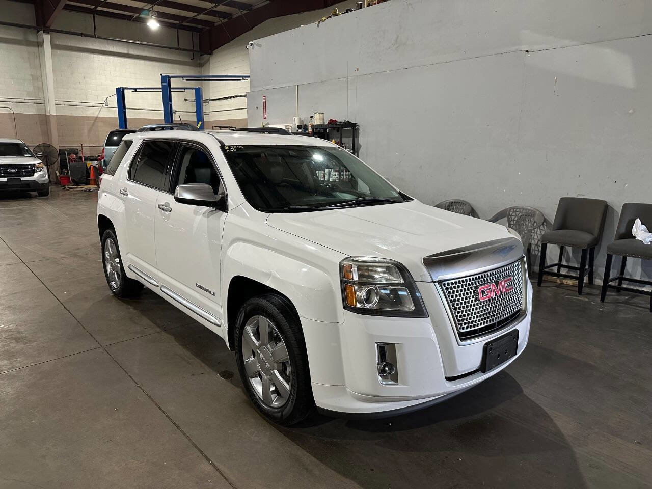 Used 2015 GMC Terrain Denali image 1