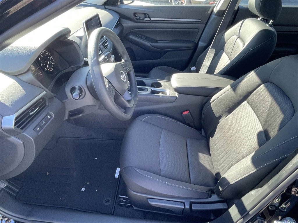 New 2025 Nissan Altima 2.5 S image 13
