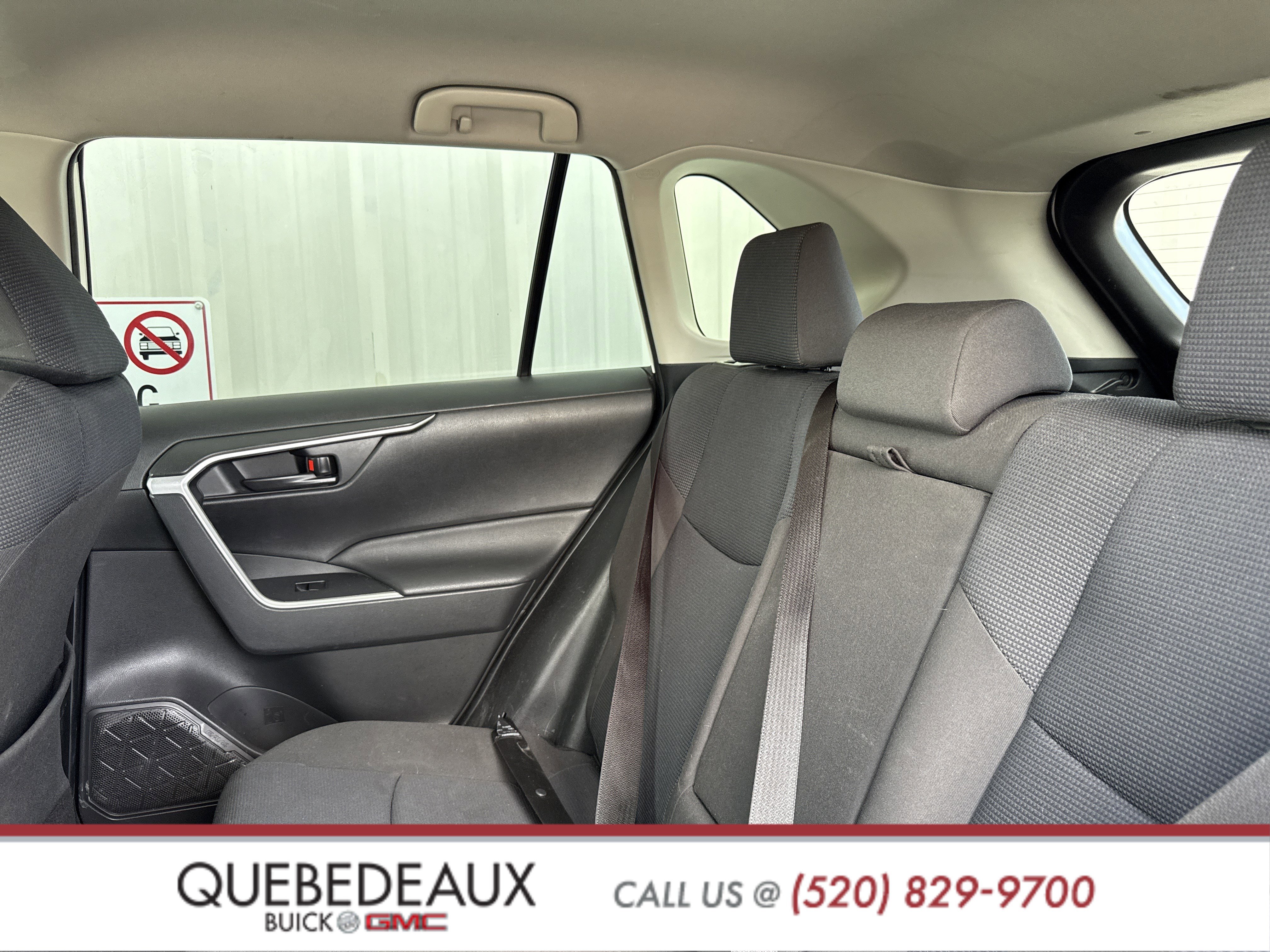 Used 2020 Toyota RAV4 LE image 21