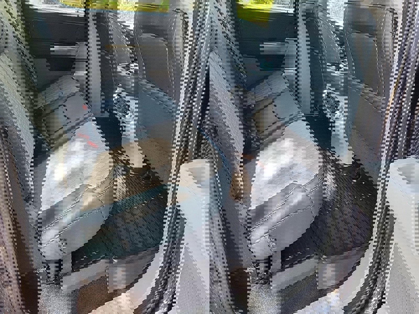 Used 2022 Ford F150 Limited image 14