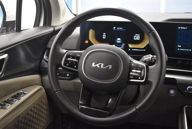 Used 2026 Kia Carnival FWD image 26