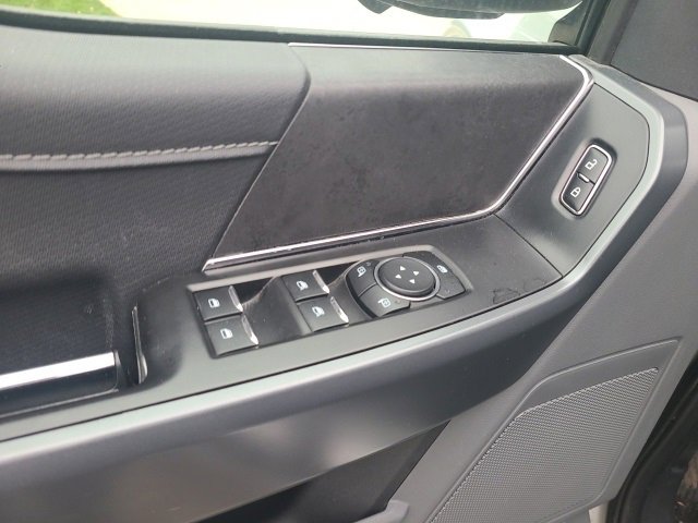 Used 2024 Ford F150 XLT w/ Mobile Office Package image 18