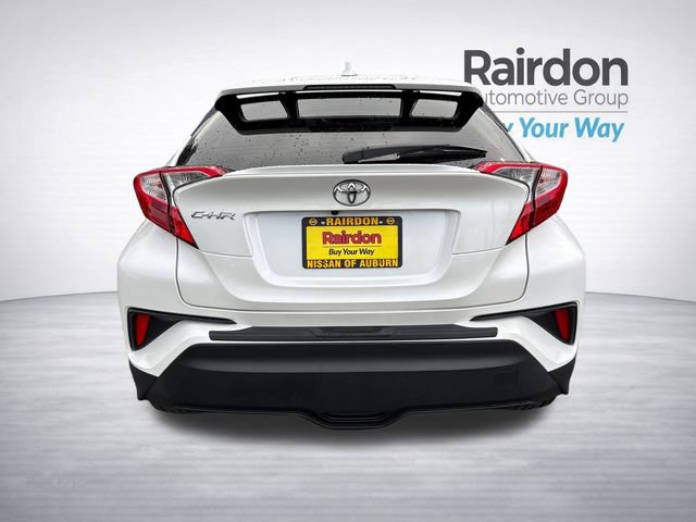Used 2021 Toyota C-HR XLE FWD image 6