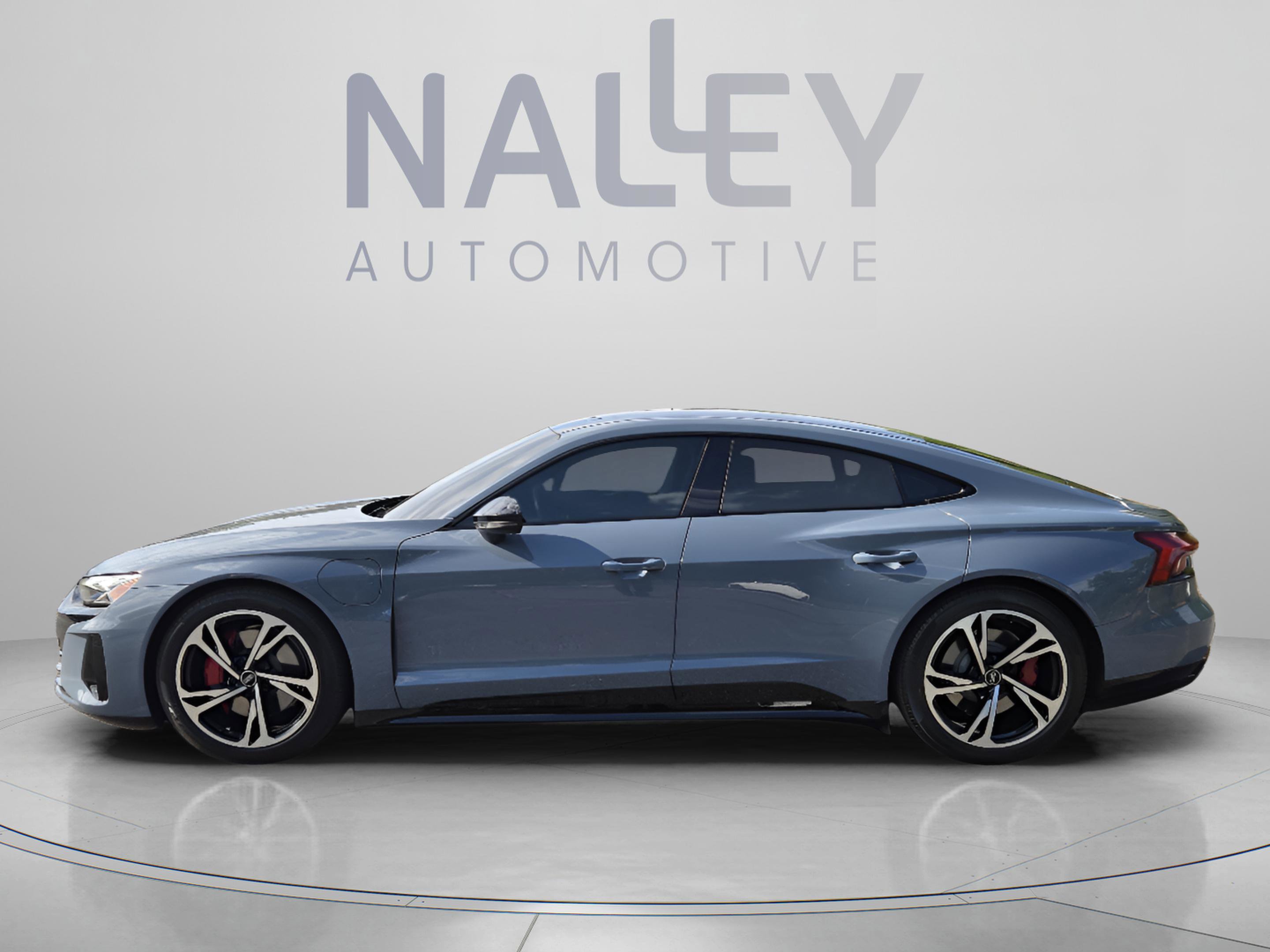 Used 2022 Audi e-tron GT Premium Plus AWD/4WD image 2