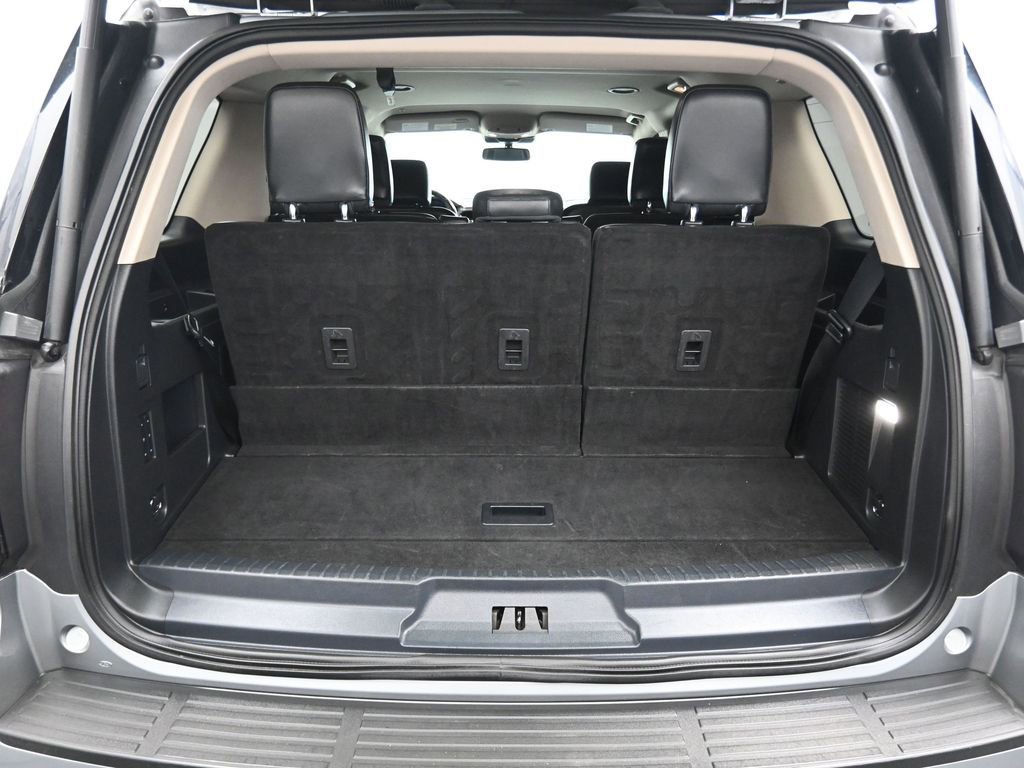 Used 2022 Ford Expedition XLT image 16