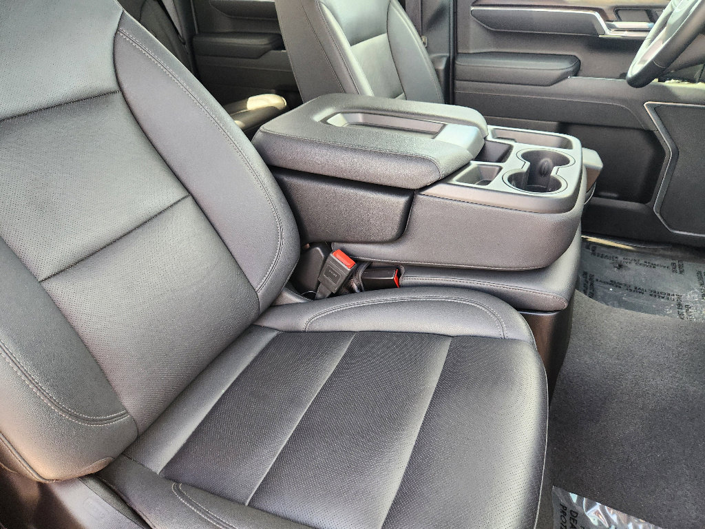 Used 2025 GMC Sierra 1500 SLT image 13