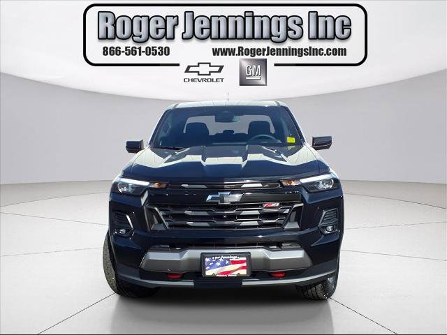 Used 2023 Chevrolet Colorado Z71 w/ Z71 Convenience Package 2 image 6