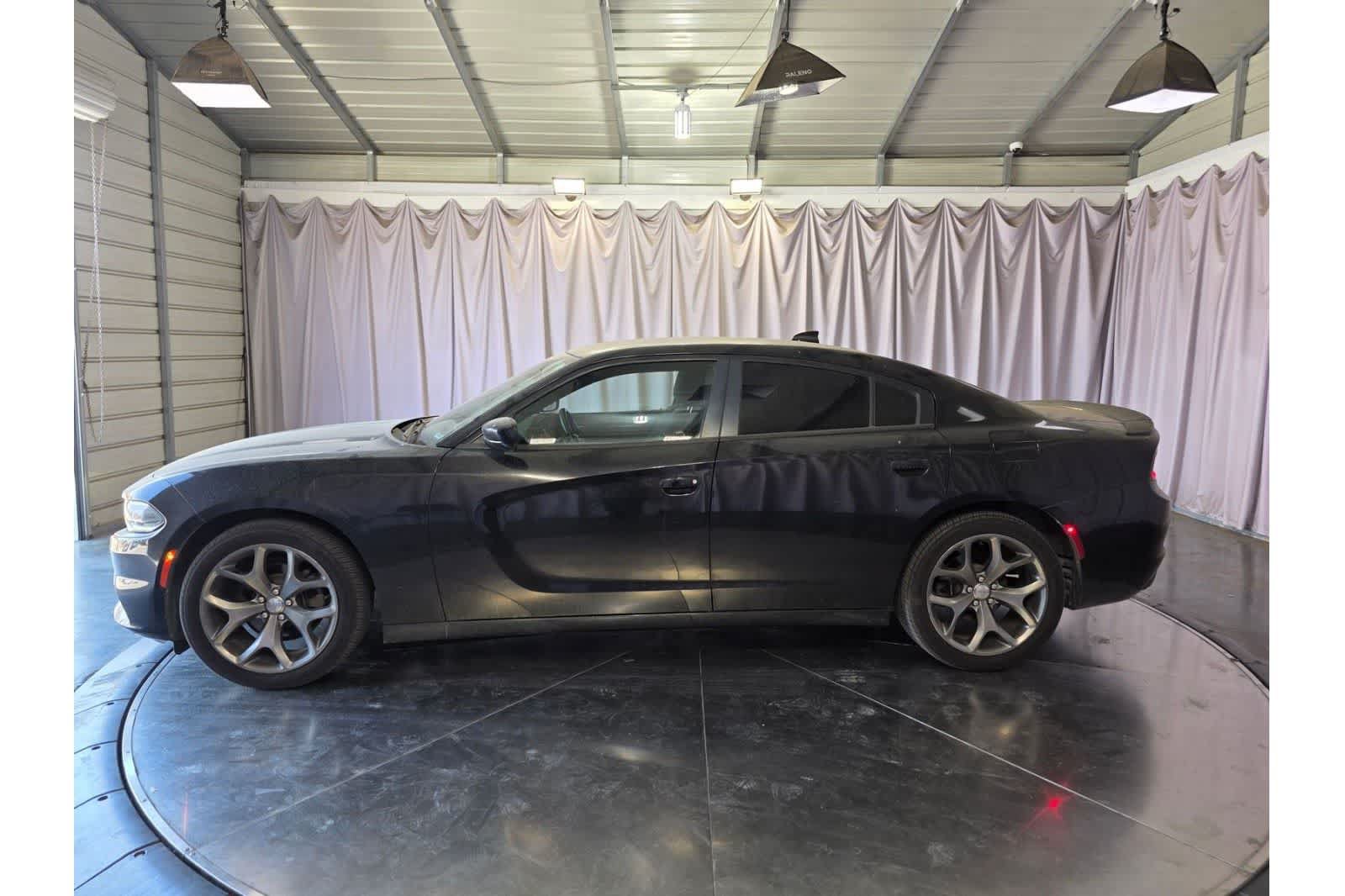 Used 2016 Dodge Charger SXT w/ Rallye Group RWD image 10