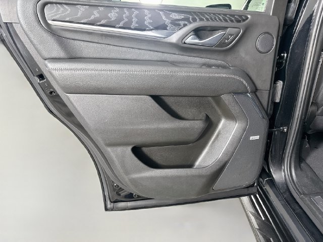 Used 2023 GMC Yukon Denali AWD/4WD image 25