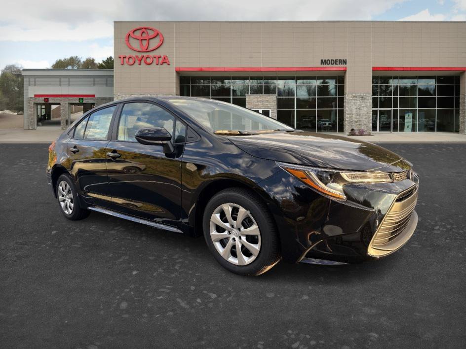New 2027 Toyota Corolla LE FWD image 1