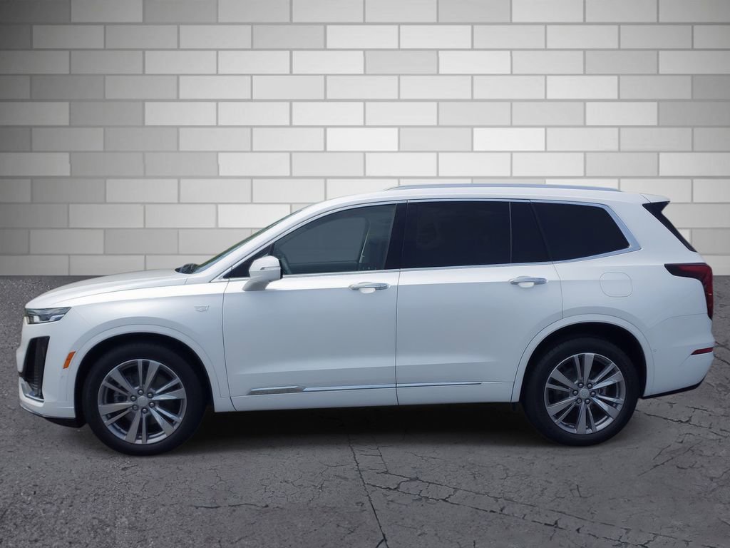 Certified 2024 Cadillac XT6 Premium Luxury w/ Technology Package FWD image 2