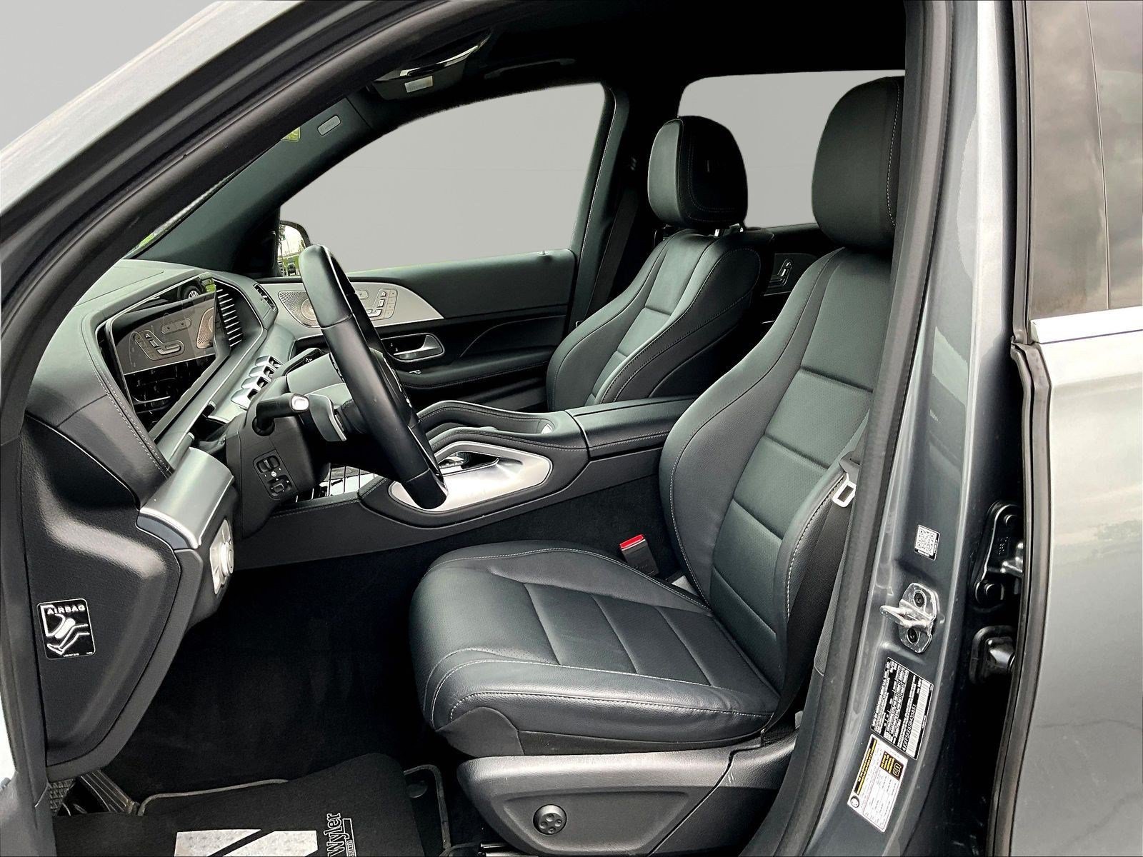 Used 2025 Mercedes-Benz GLS 450 4MATIC image 20