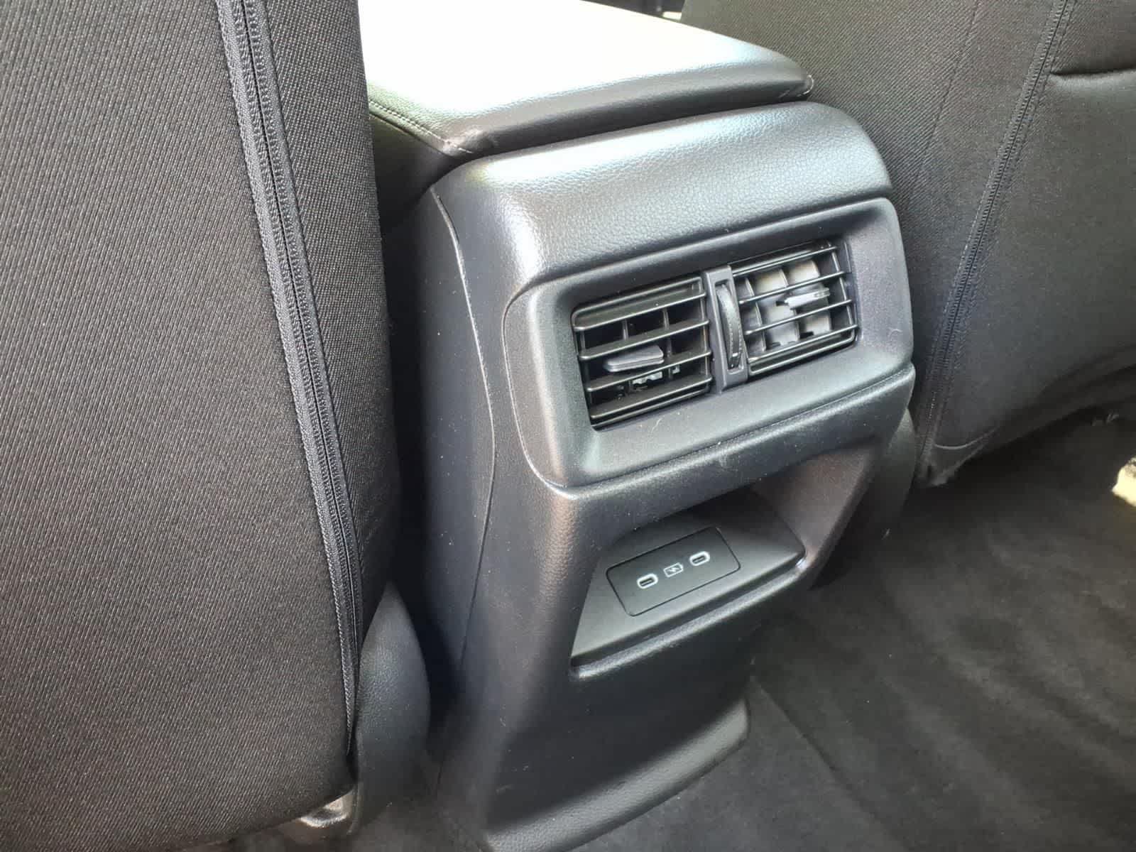 Used 2025 Honda CR-V EX image 11
