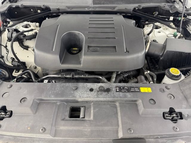 Used 2022 Land Rover Defender 110 X-Dynamic HSE AWD/4WD image 17