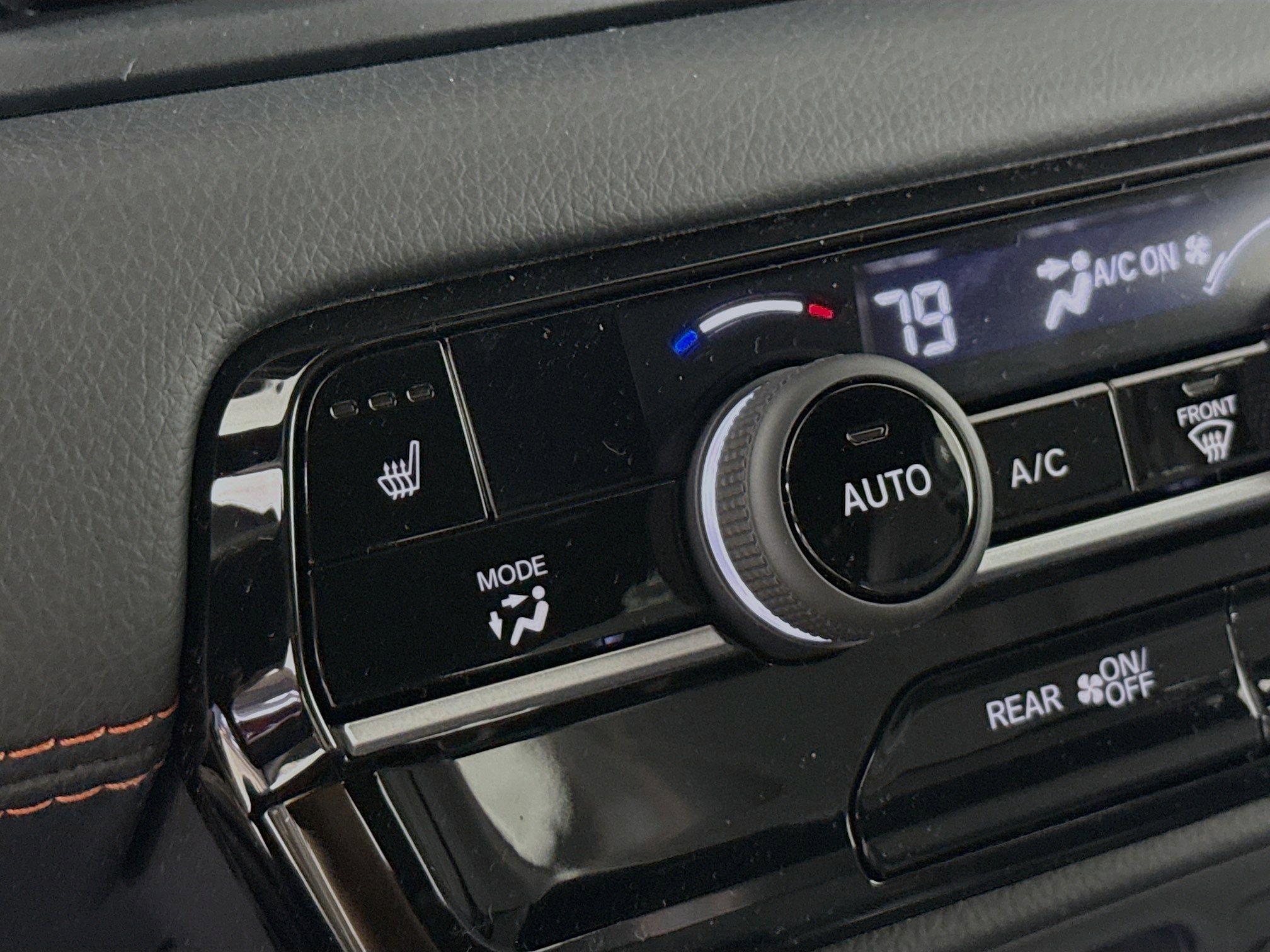New 2026 Honda Pilot Sport image 25