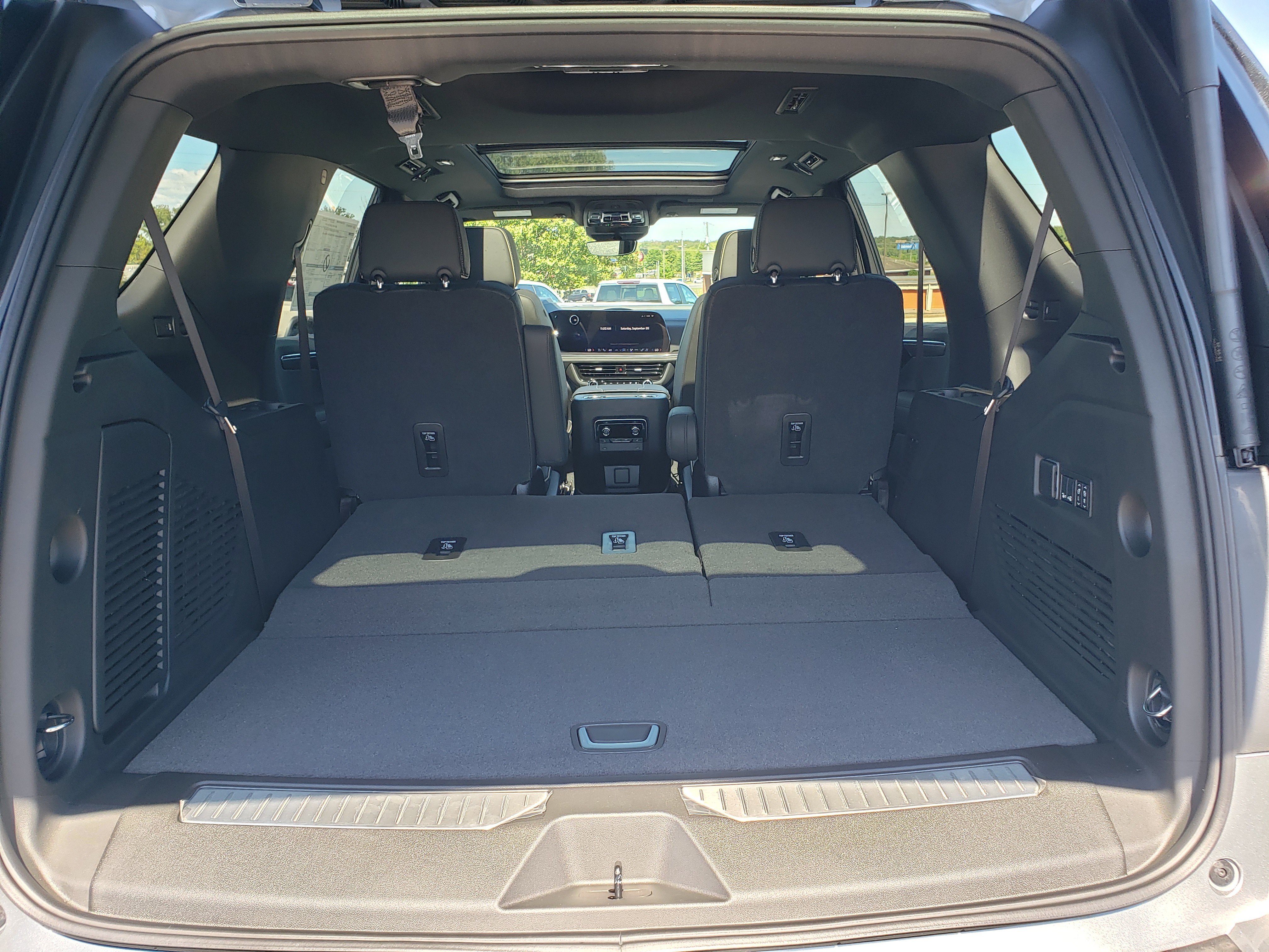 New 2027 Chevrolet Tahoe Premier w/ Advanced Technology Package AWD/4WD image 12