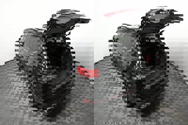 New 2026 Volkswagen Atlas SE image 28