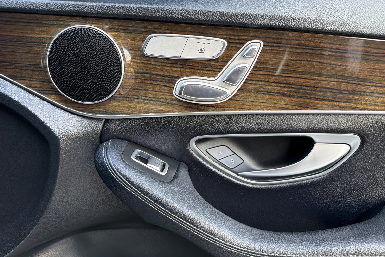 Certified 2018 Mercedes-Benz C 300 Sedan image 19