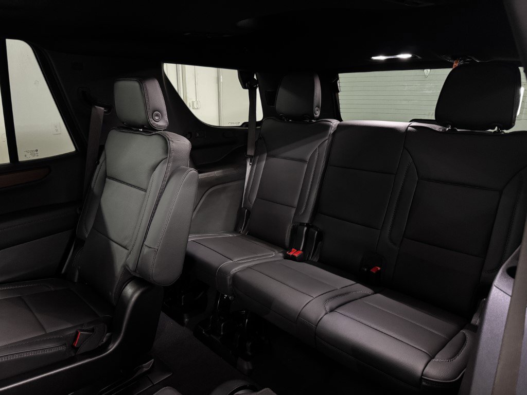 New 2026 GMC Yukon Denali w/ Sun & Power Step Package image 57