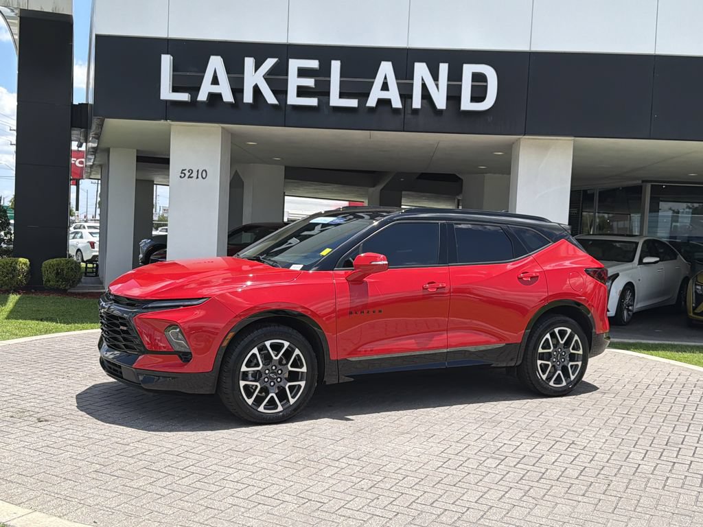 Certified 2023 Chevrolet Blazer RS w/ Driver Confidence II Package FWD image 2