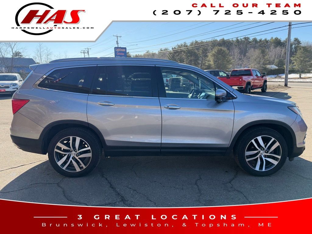 Used 2017 Honda Pilot Touring image 8