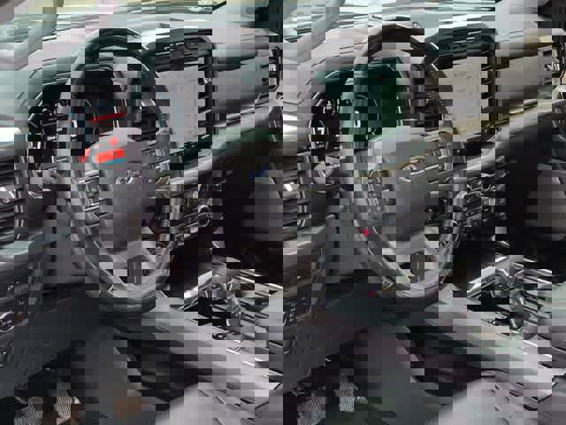 Used 2022 Ford F150 Lariat w/ Equipment Group 502A High image 10