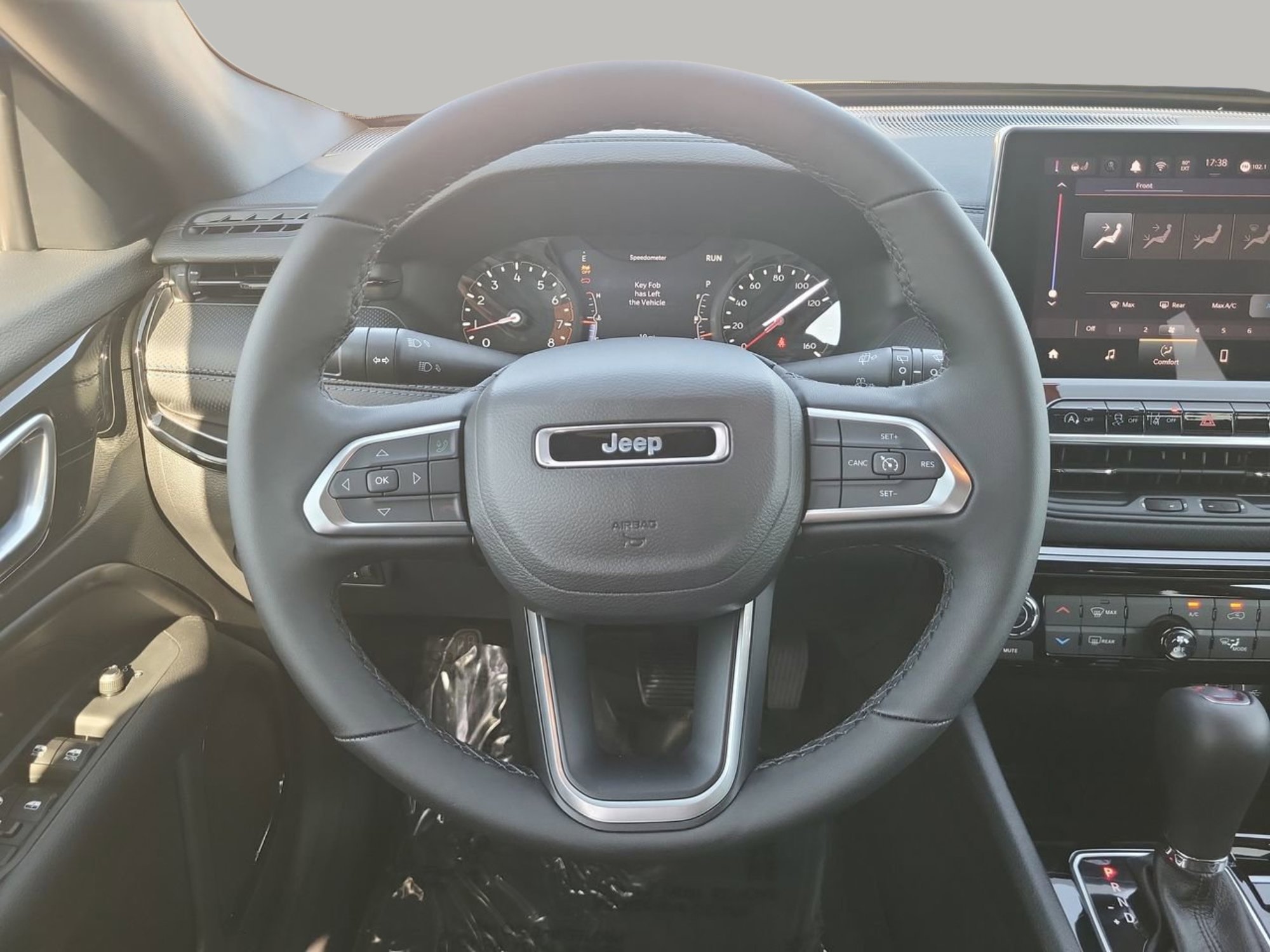 New 2026 Jeep Compass Latitude image 18