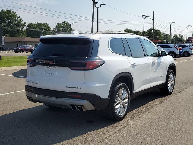 Used 2024 GMC Acadia Elevation AWD/4WD image 3