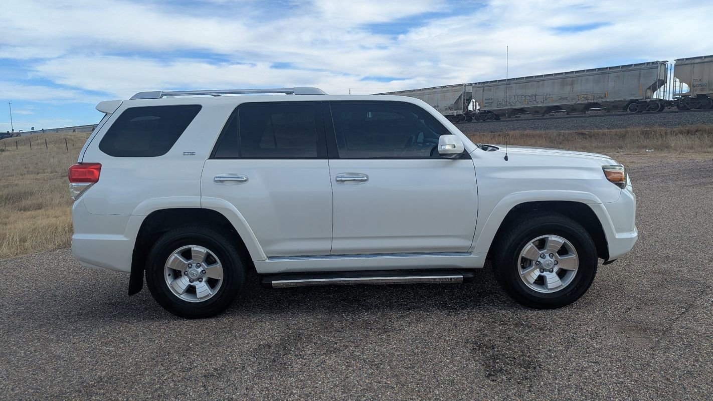 Used 2010 Toyota 4Runner SR5 image 6