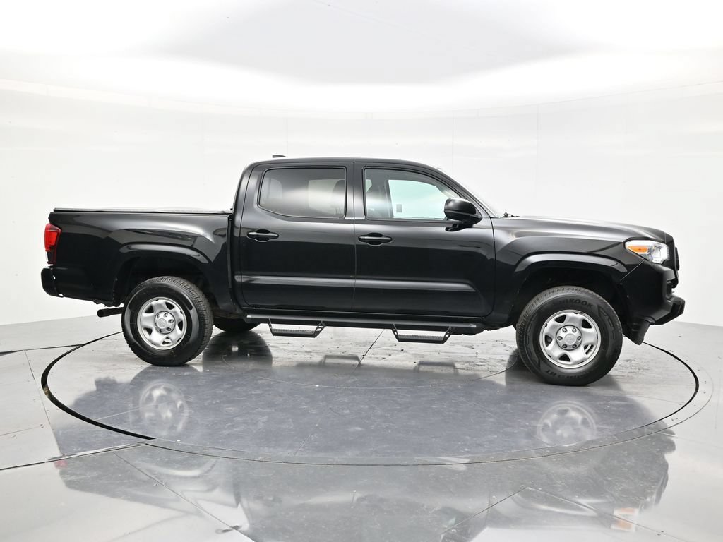 Used 2022 Toyota Tacoma SR AWD/4WD image 4