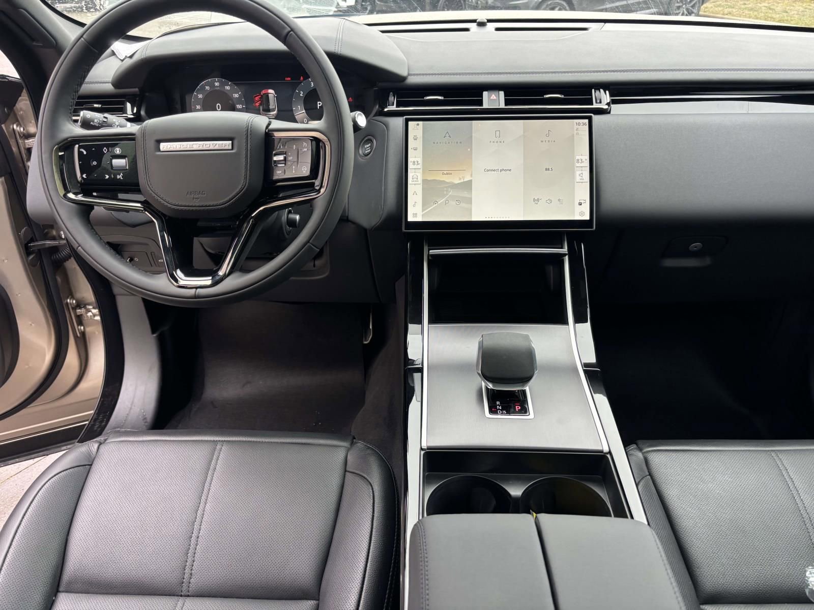 New 2026 Land Rover Range Rover Velar Dynamic SE image 23