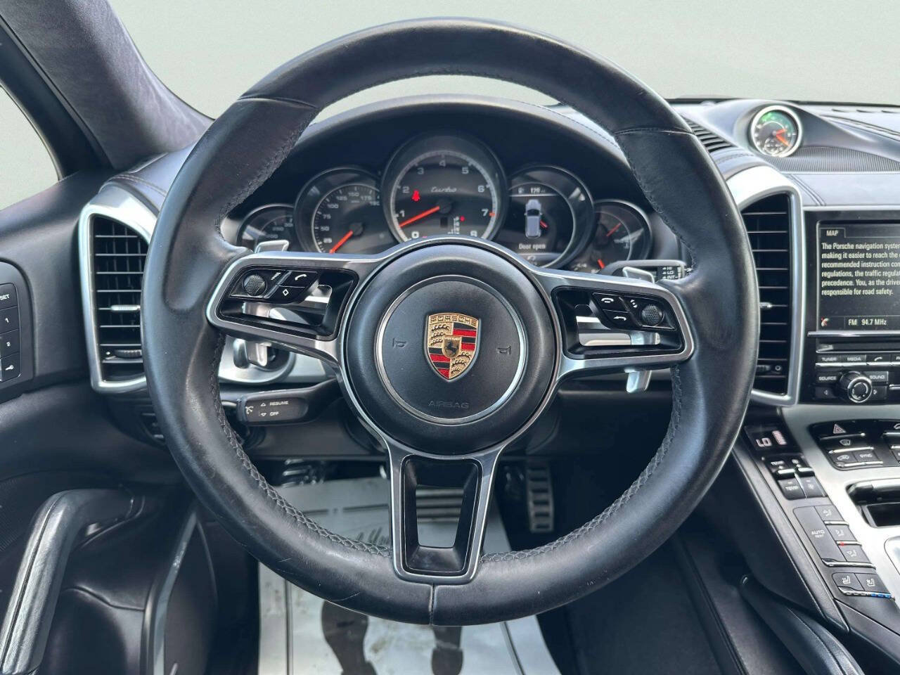 Used 2015 Porsche Cayenne Turbo AWD/4WD image 23