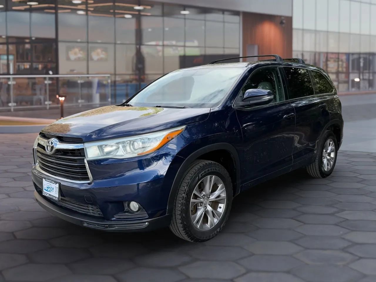 Used 2015 Toyota Highlander Plus image 4