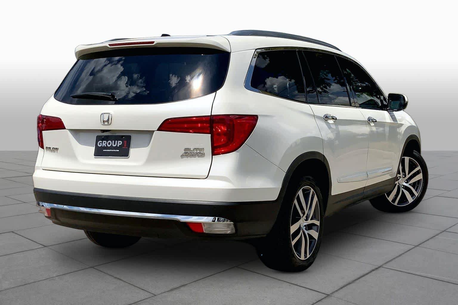 Used 2016 Honda Pilot Elite image 13