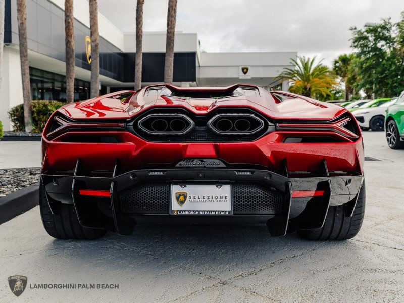 Used 2025 Lamborghini Revuelto AWD/4WD image 5