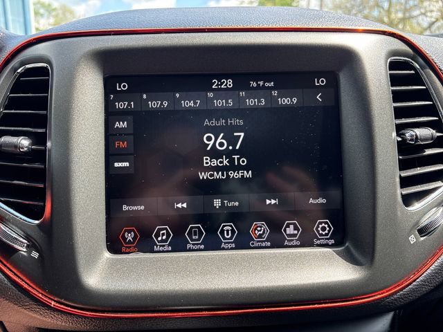 Used 2020 Jeep Compass Trailhawk AWD/4WD image 15