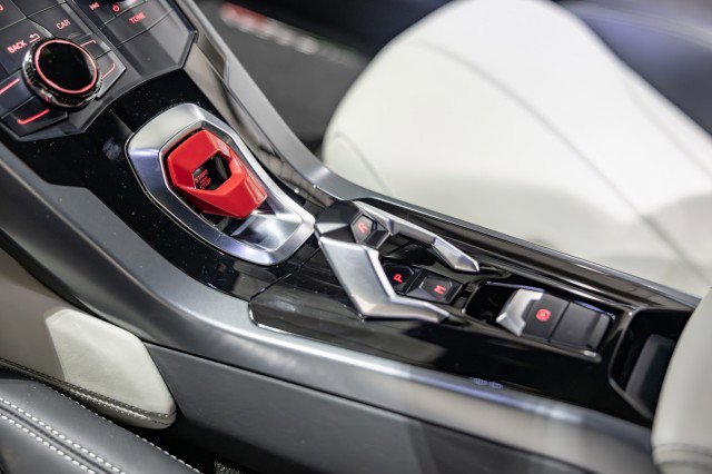 Used 2015 Lamborghini Huracan LP 610-4 image 40